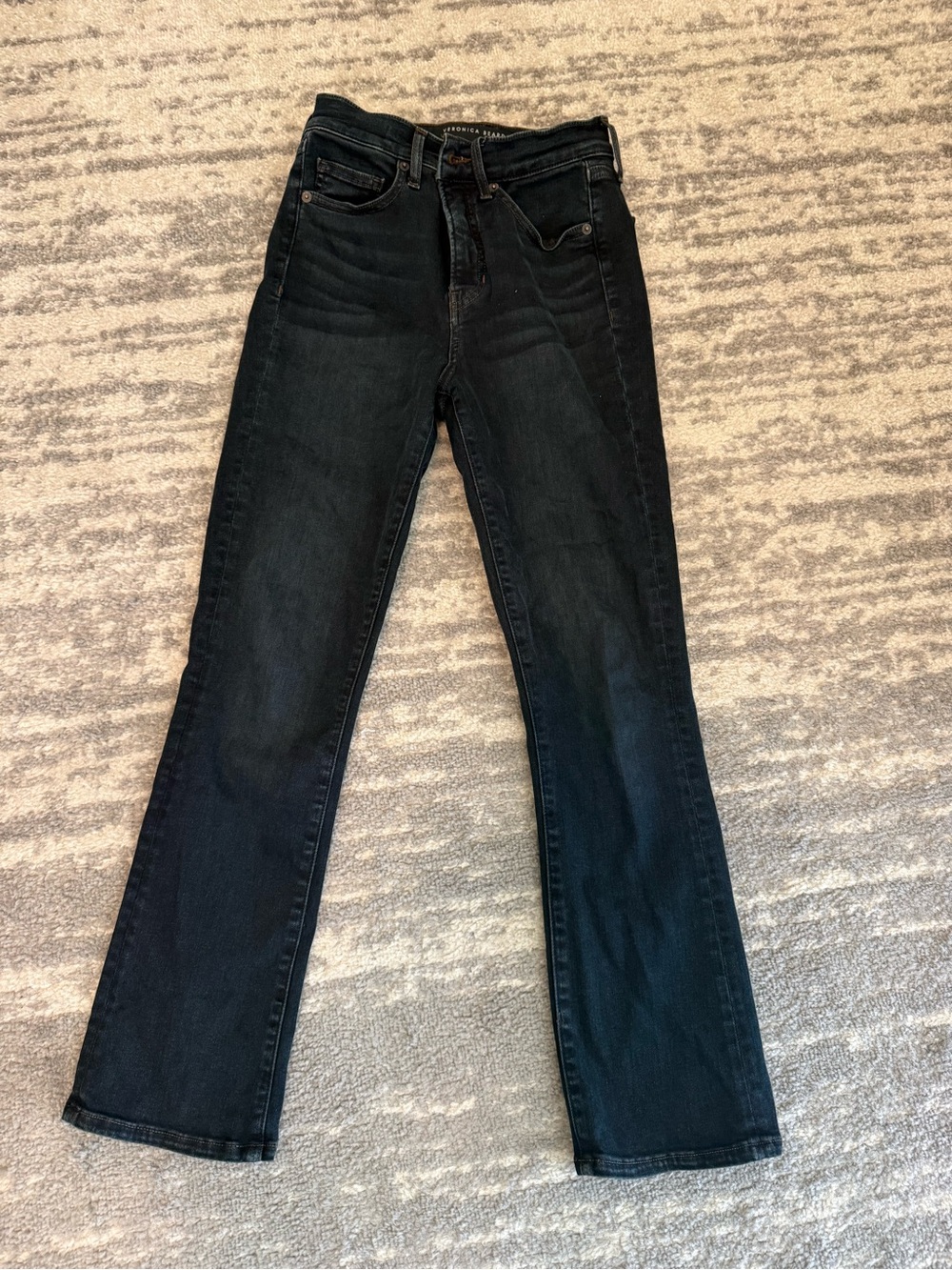 Veronica Beard Carly High Rise
Cropped Kick Flare Jeans- dark ink